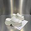 Fashion 2024 Thick Bottom Waterproof Platform Women's Slippers Fashion and Elegant Open Toed Slippers for Women