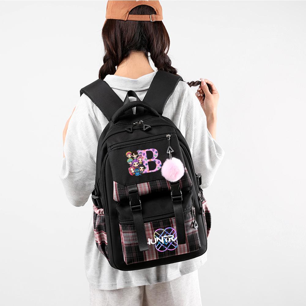 Rucsac de Mare Capacitate cu Litera Engleză 26 și Imprimeu K-Pop pentru Adolescentă, Studentă, Fată, Băiat, Ghiozdan, Rucsac pentru Cărți, Cadou pentru Copii, Femei, Geantă de Călătorie Impermeabilă, Mochila