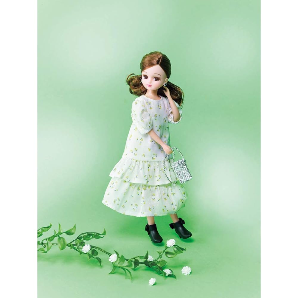 Licca-chan Doll LD-16 Very Collaboration Outfit Set Fashion Doll