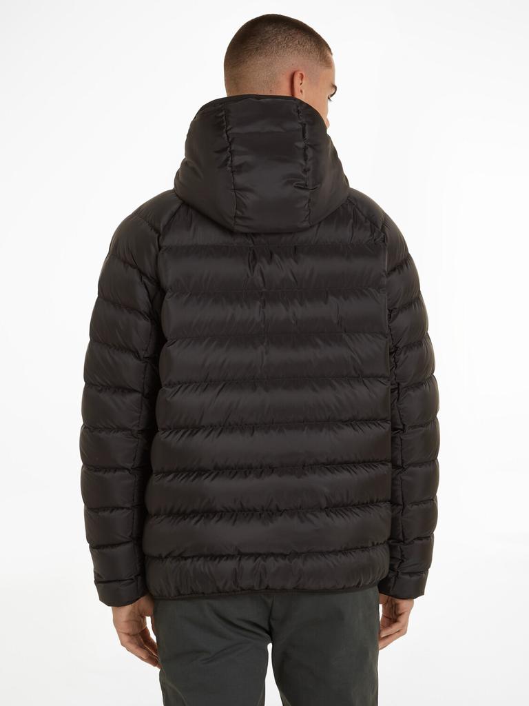 Зимняя куртка Tommy Hilfiger TJM Hooded LT Down Jacket (DM0DM17882) черный