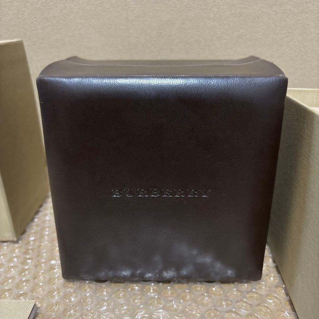 Used BURBERRY Rare Pair Watch Cosmetic Box