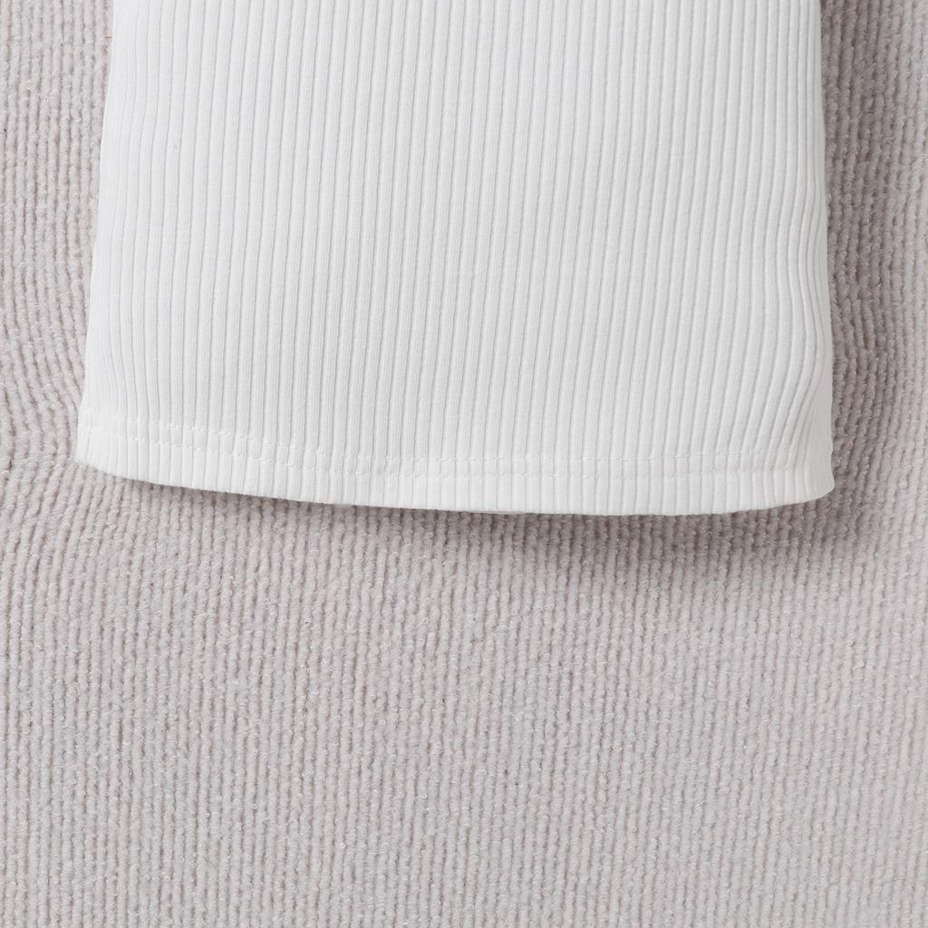 Жігіттер веб-камерада өздерінің сиқырларын көрсетеді