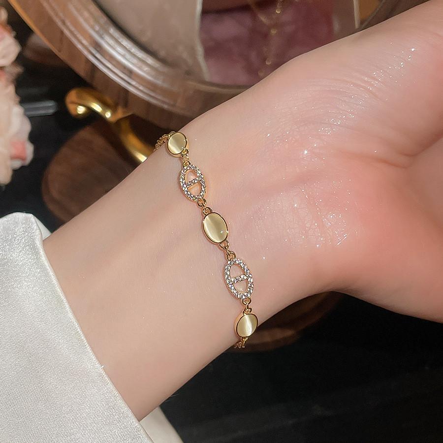 Fashion Cat Eye Jewelry Flower Bracelet With Gold Electroplating For Womens Accessories
