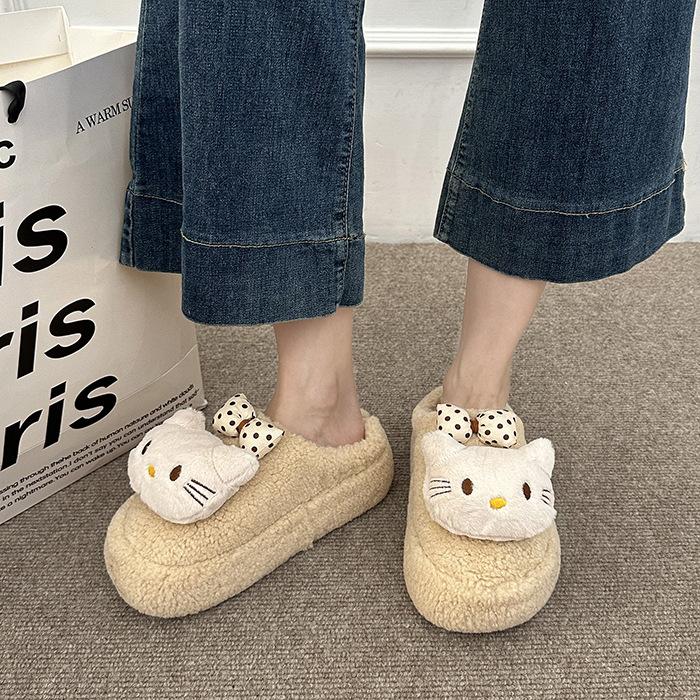 Thick-soled fluffy slippers women's shoes 2025 autumn and winter new cute outer wear warm fluffy bag head slippers tide
