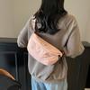 New niche versatile largecapacity shoulder bag going out for leisure popular men's and women's messenger bags baguette bags