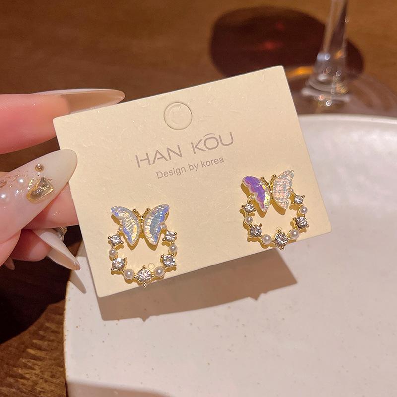 Super Fairy Crystal Butterfly Earrings Women's Niche High-end Sense Versatile Temperament Pearl Stud Earrings