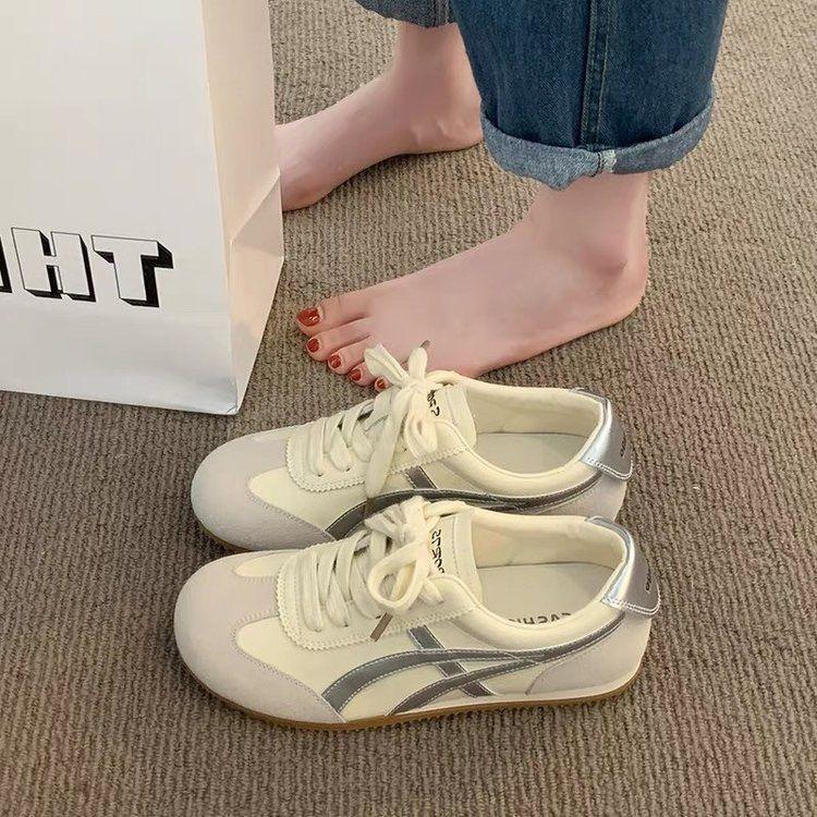 

Skinny casual flat-soled leather surface little white women s shoes versatile soft-soled non-slip board shoes 40 серебряный