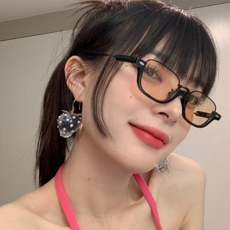 New Vintage Fashion Sunglasses for Women Metal Square Frame Luxury Shades Pink Sun Glasses UV400 Eyewear Lentes Mujer