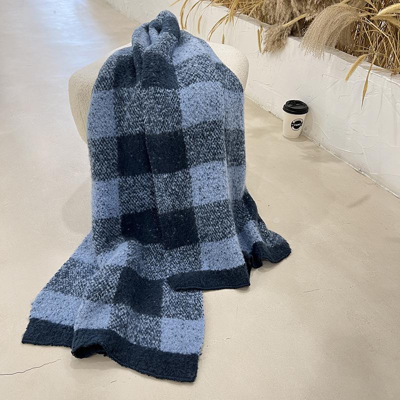 

Plaid scarf women s autumn and winter new soft and versatile knitted shawl contrasting color high-end scarf Above 175cm синий