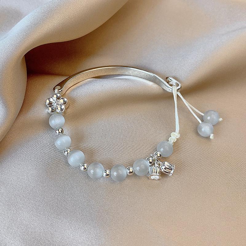 Summer Beaded Bracelet: Women's Elegant Fresh Creative Niche Jewelry