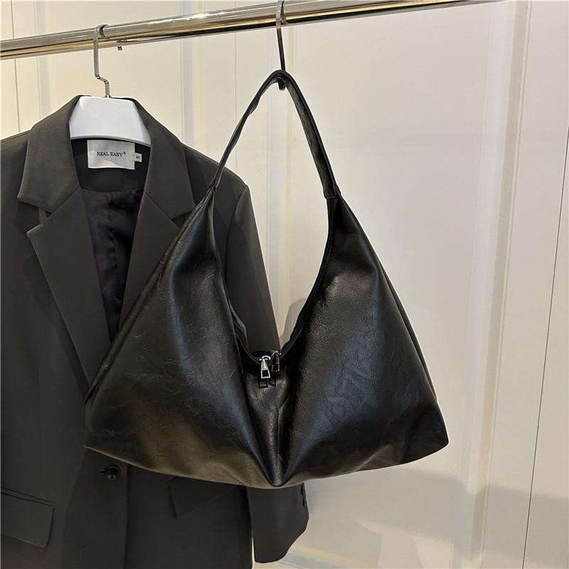 Pu Water Bucket Bag With Zipper And Cell Phone Pocket For Casual Street Style