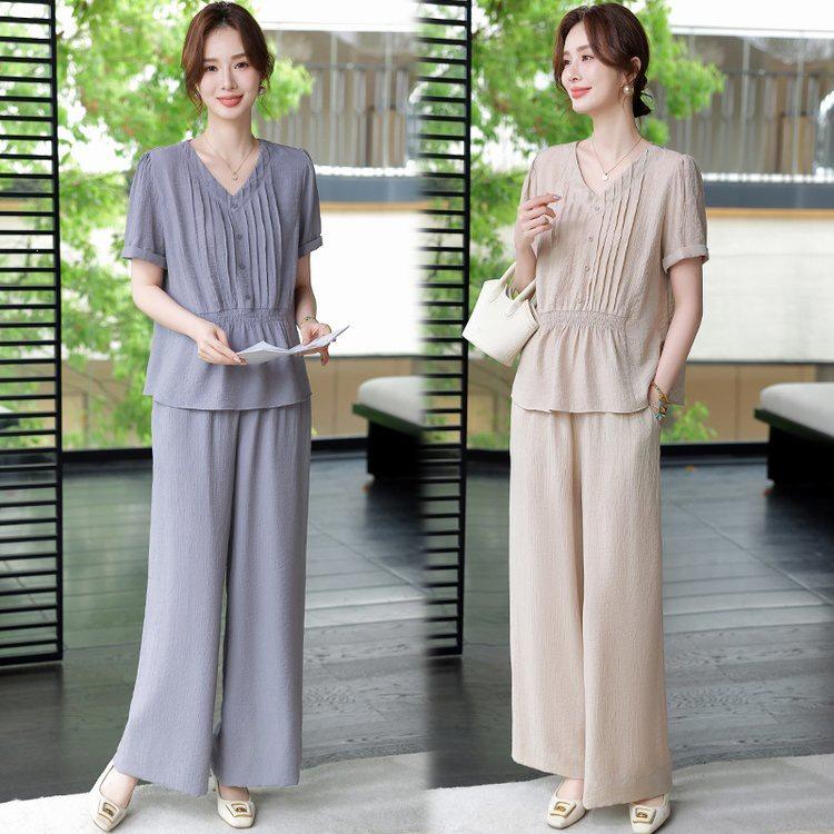 Elegant Mother's Summer Outfit: Dignified Short-Sleeve Top & Wide-Leg Pants Set for Middle-Aged & Elderly Women