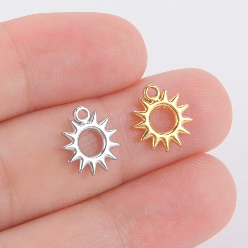 Teamer 5pcs North Star Sun Stainless Steel Charms for Jewelry Fashion Mini Pendant Charm DIY Jewelry Making Supplies wholesale