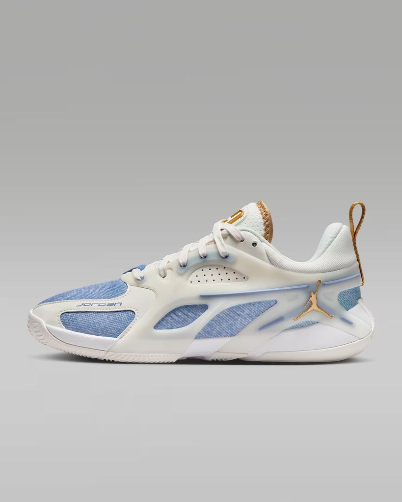 FZ2473-104 Nike Jordan Heir Series Denim und Gold FZ2471-104 (Damen)