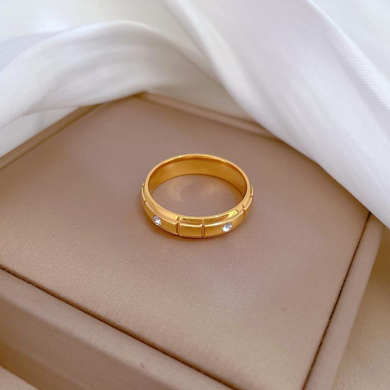 No Fading, Minimalist Geometry, Titanium Steel, Cold Wind Dancing Ring, Men And Women'S Tide Personality Simple Index Finger Ring