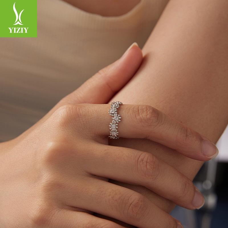 Small Fresh Daisy Moissanite Ring Women'S S925 Sterling Silver Small Flower Splicing Ring Jewelry