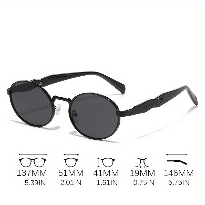 A Pair of Retro Luxury Style Oval Frame Glasses Suitable for Both Men and Women Fashionable and Versatile