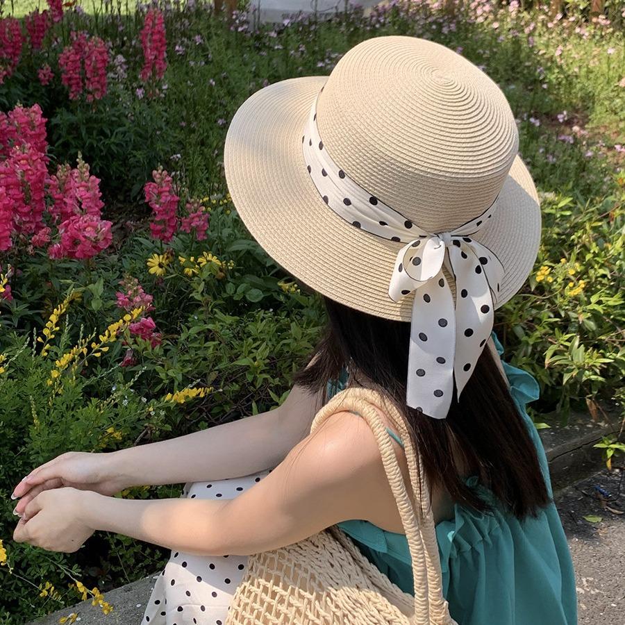 Women's French Sweet Polka Dot Ribbon Tied Sun Straw Hat Beach Vacation Style Photo Ambience Flat Top Sun Hat