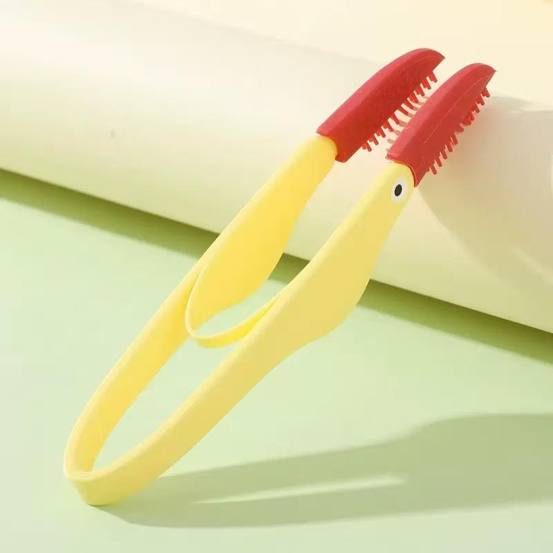 

Pet Tear Stain Remover Comb - Gentle Eye Cleaning Brush for Dogs and Cats | Pet Grooming Tool жовтий