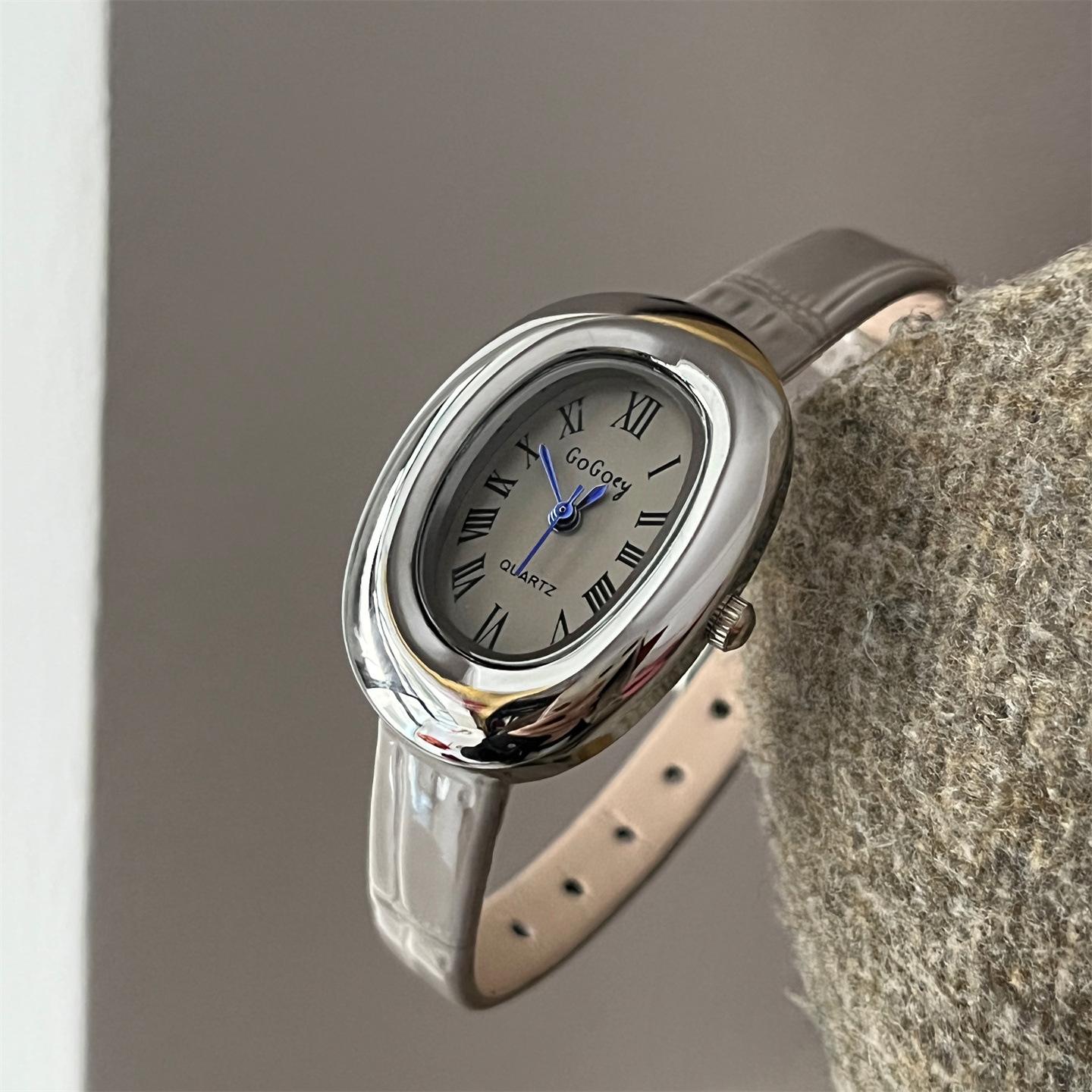 Light Luxury Women S Watch Bathtub Series Niche Medieval Exquisite Belt Quartz Watch