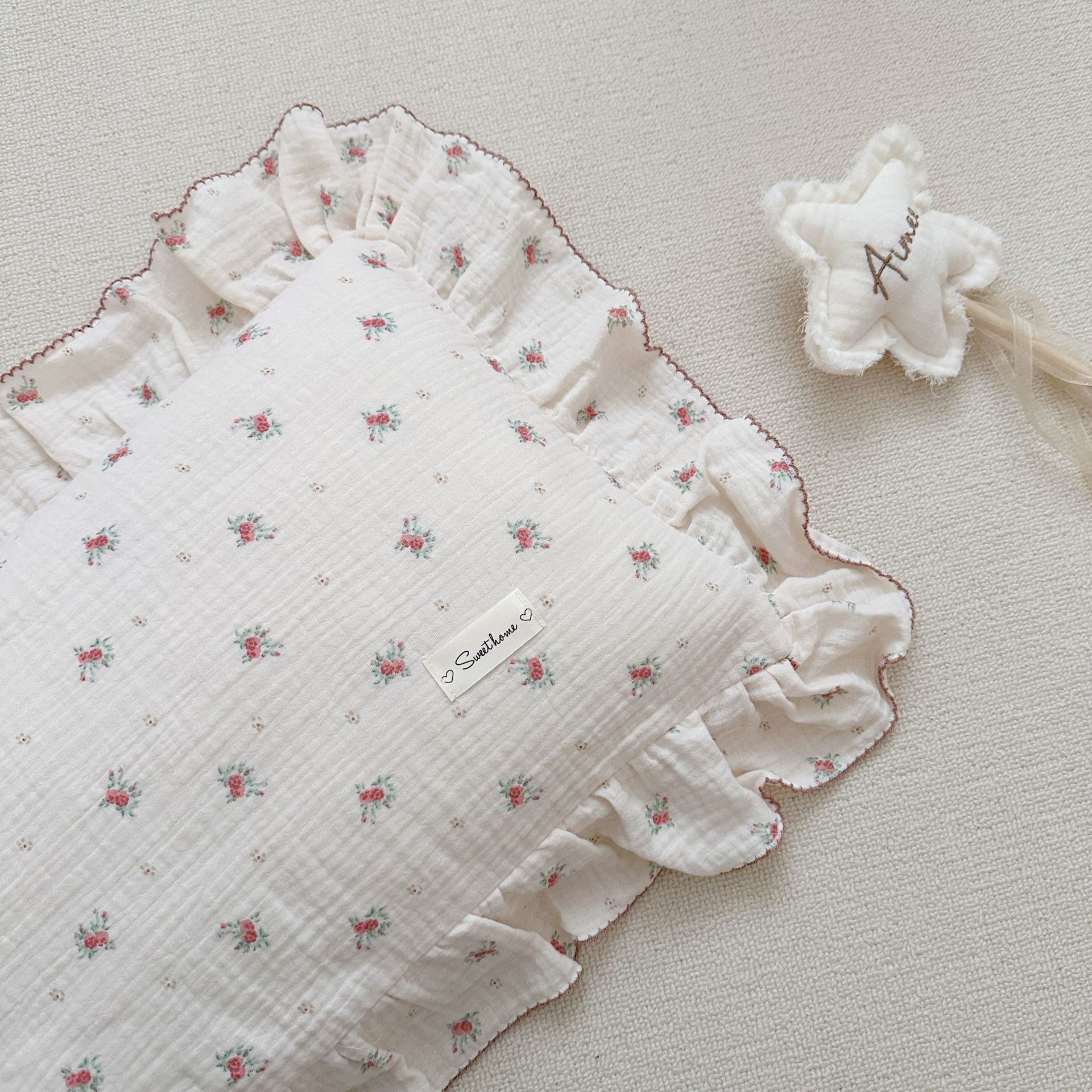 

Ruffle Edge Gauze 100% Cotton Princess Pillow Case 30X50cm Breathable Pillowcase Decorative for Home Bedding Bedroom 30cmX50cm