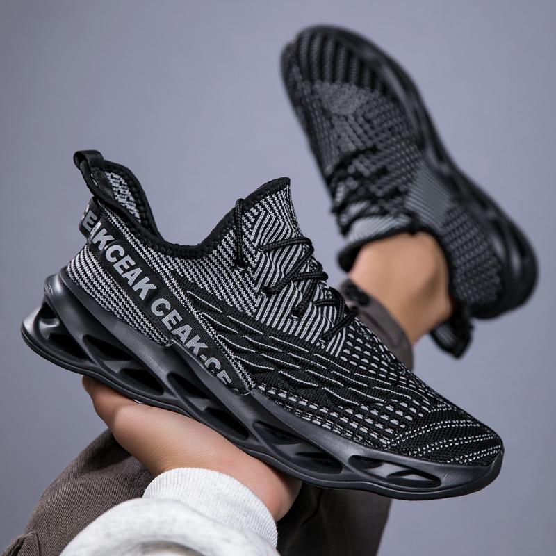 

MAEDEF Lightweight Running Shoes Men Breathable Mesh Sneakers Non Slip Gym Training Shoes Walking Comfort Casual Footwear 43 чорний