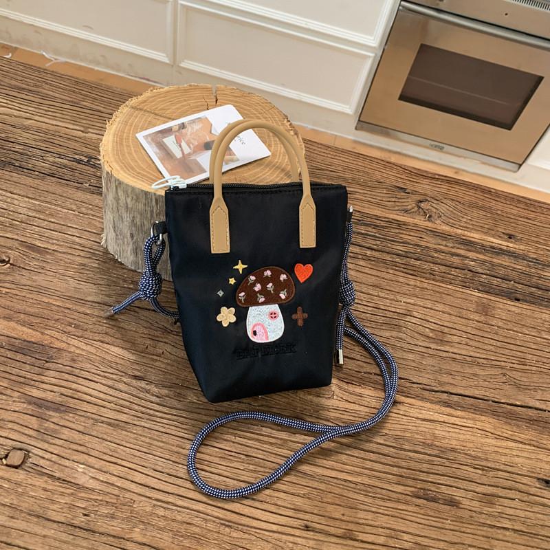 Cute Cartoon Print Small Bucket Bag With Zipper Closure For Daily Use