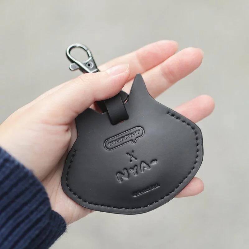 Breloc cu pisică surprinsă: Husă cheie auto unisex și pandantiv drăguț pentru geantă de depozitare