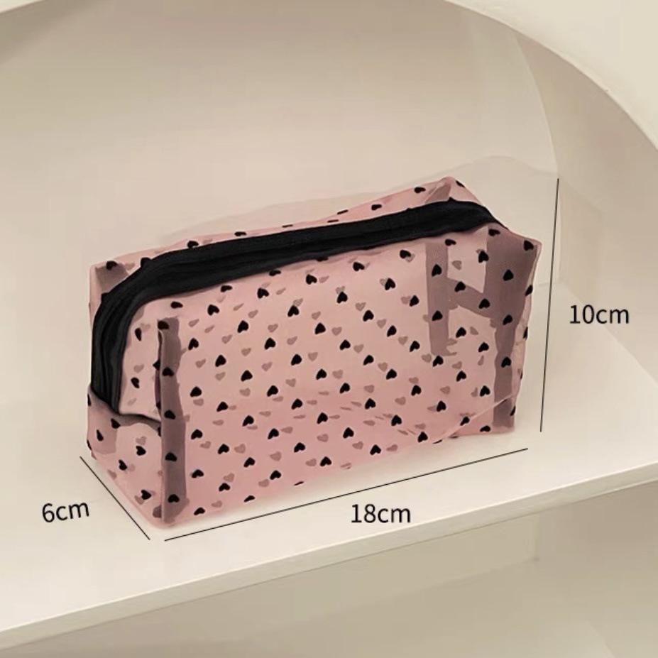 Ins Mesh Makeup Bag, Heart-shaped Storage Bag, Large Capacity, Toiletry Bag, Portable Cosmetics Storage Bag, Lightweight Design
