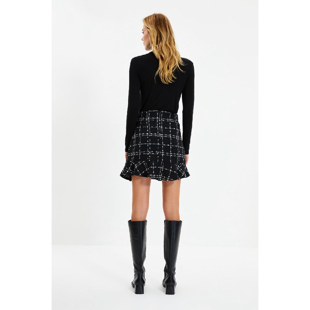 Burgundy Buttoned Tweed Fabric Mini Woven Skirt With Flounce Hem Twoaw22et0155