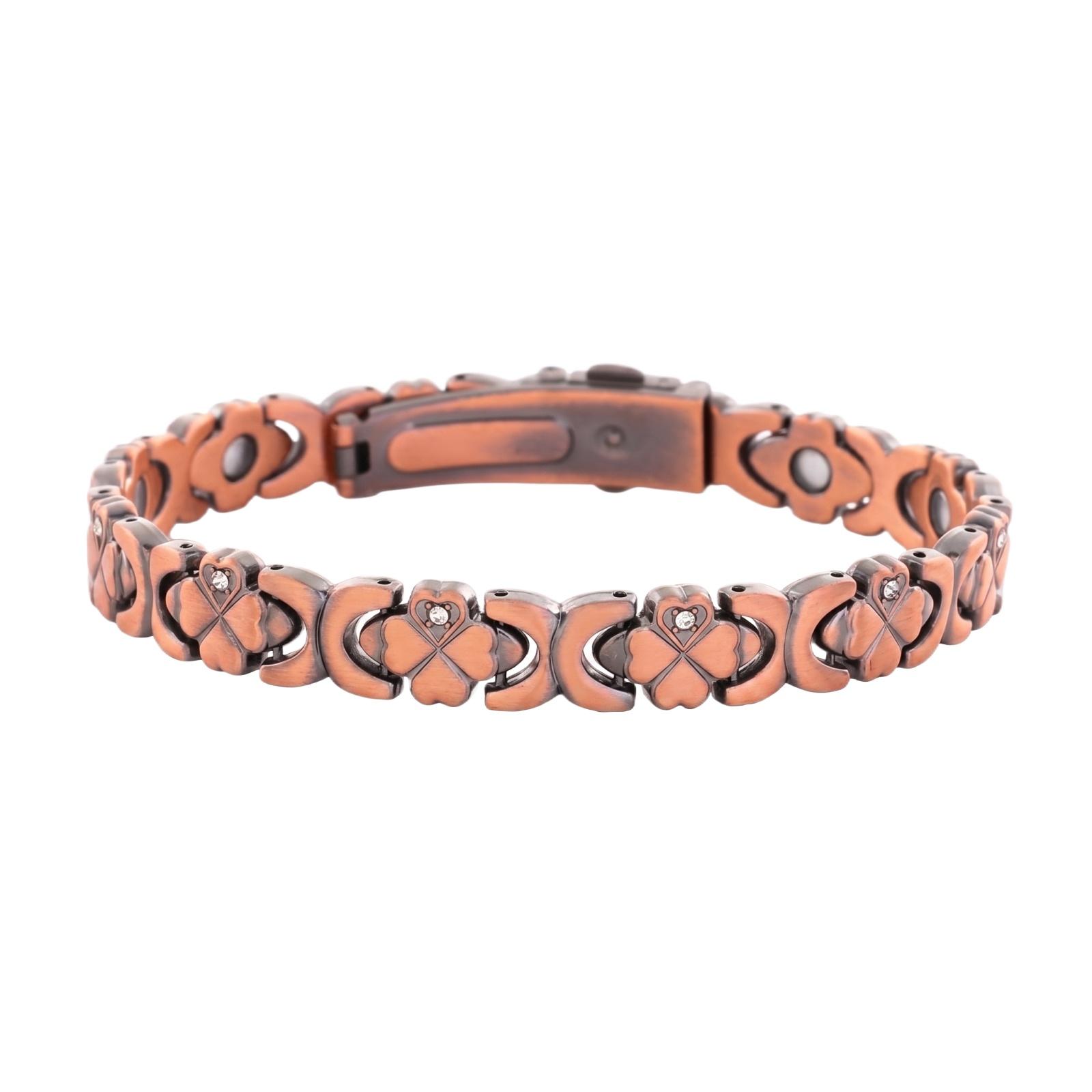 Fashionable Light Luxury Flower Magnet Bracelet One Size