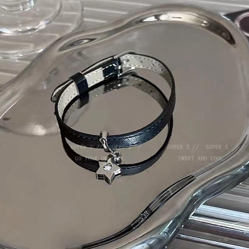

Y2k Sliver Color Star Zircon Pendant Black Leather Stainless Steel Adjustable Fold Wear Couple Bracelets for Women Men Jewelry