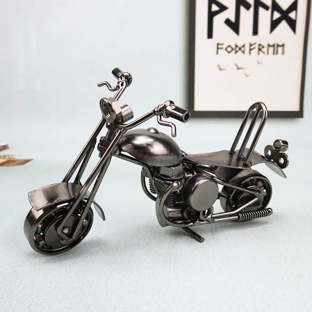 Vintage Cast Iron Harley Motorcycle Model for Home Decor Collectors Retro Iron Motorcycle Figurine Sculpture for Nostalgic