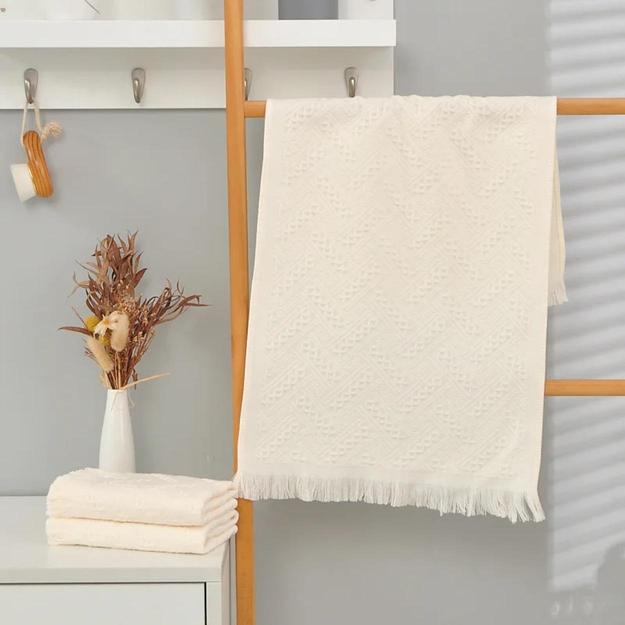 

Полотенце из хлопчатобумажной жаккардовой ткани с бахромой, свадебная церемония с креативными подарками, впитывающее, мягкое, дышащее, кожа, креативное полотенце для лица. 34x74cm&1pc