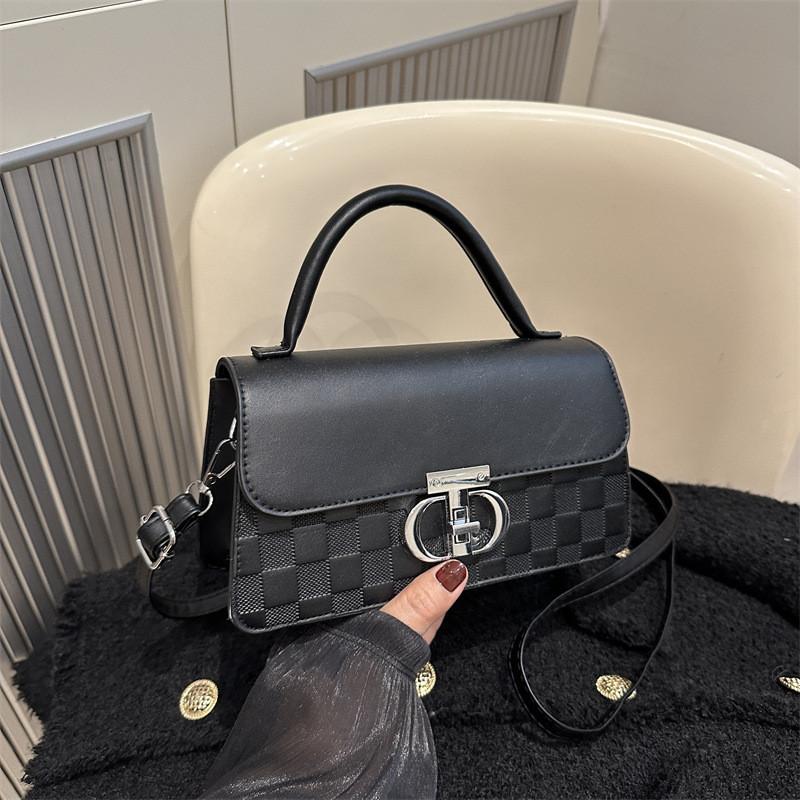 Chic Vintage Small Square Handbag For Women Stylish Retro Pu Shoulder Bag чёрный
