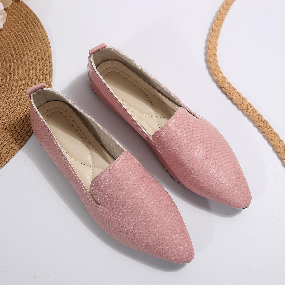 

2025 summer foreign trade women s leisure flat bottom pointed head simple snake skin pattern light mouth breathable one pedal large size single shoes 43