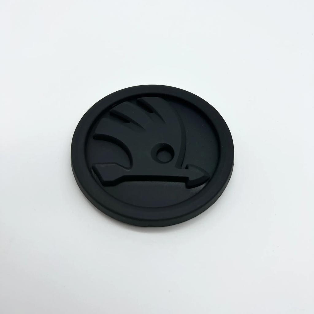 Naklejka Samochodowa 2025 Nowa 80/90/100mm Logo 3D Grill Maski Samochodu Odznaka Emblemat Bagażnika Tylnego Naklejka Dla Skoda Fabia Rapid Superb Oct