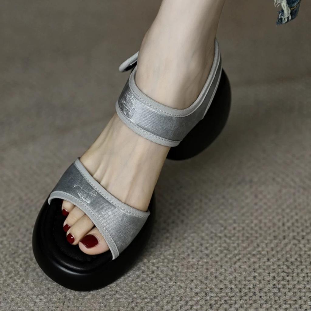 Open-toed thick-soled Velcro Roman sandals female summer student new sports versatile black muffin thick-soled thick heel