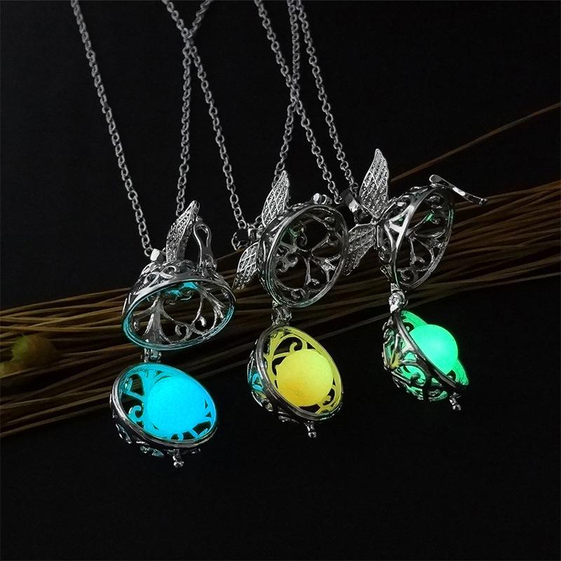 Tricolor Angel Wings Luminous Necklace: Versatile Unisex Fashion Choker