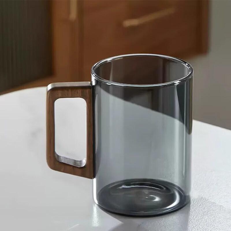 ZISIZ Large Glass Tea Mug with Integrated Filter