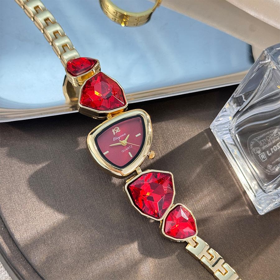 Schema de Culori Design Neregulat Ceas cu Diamante Mari Ceas Nișă Lux Ușor Culoare Senzualitate Avansată