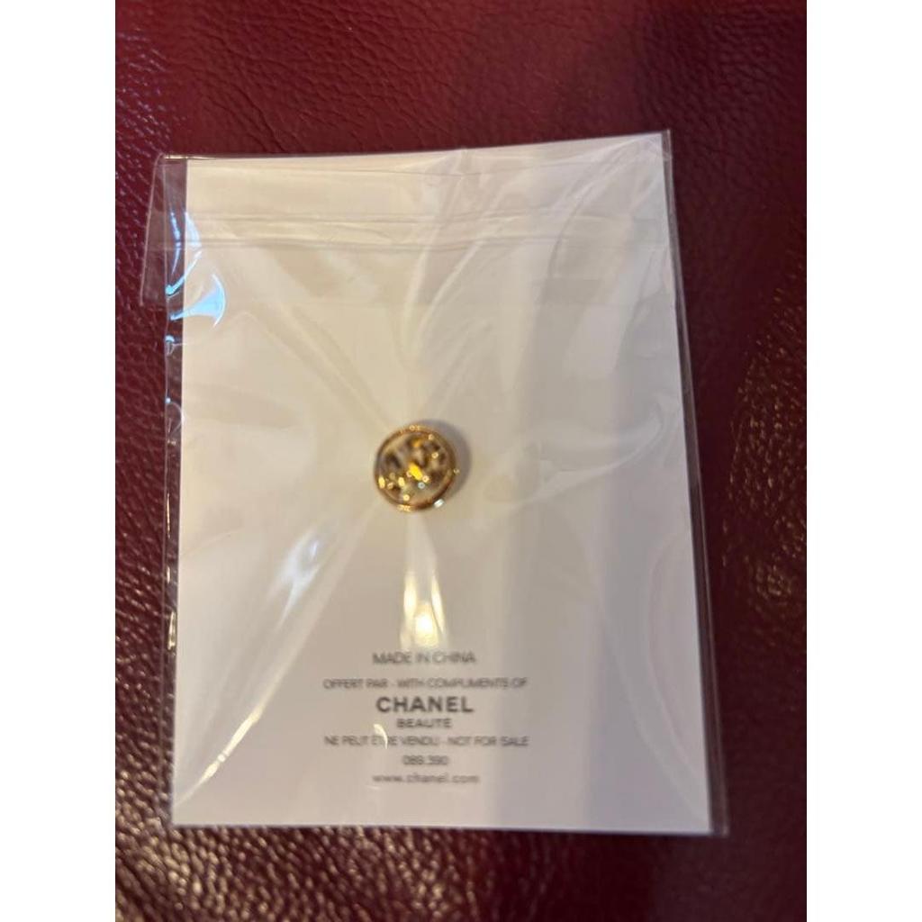 Used CHANEL Lip Motif Pin Badge - Price Negotiable In Comments!!