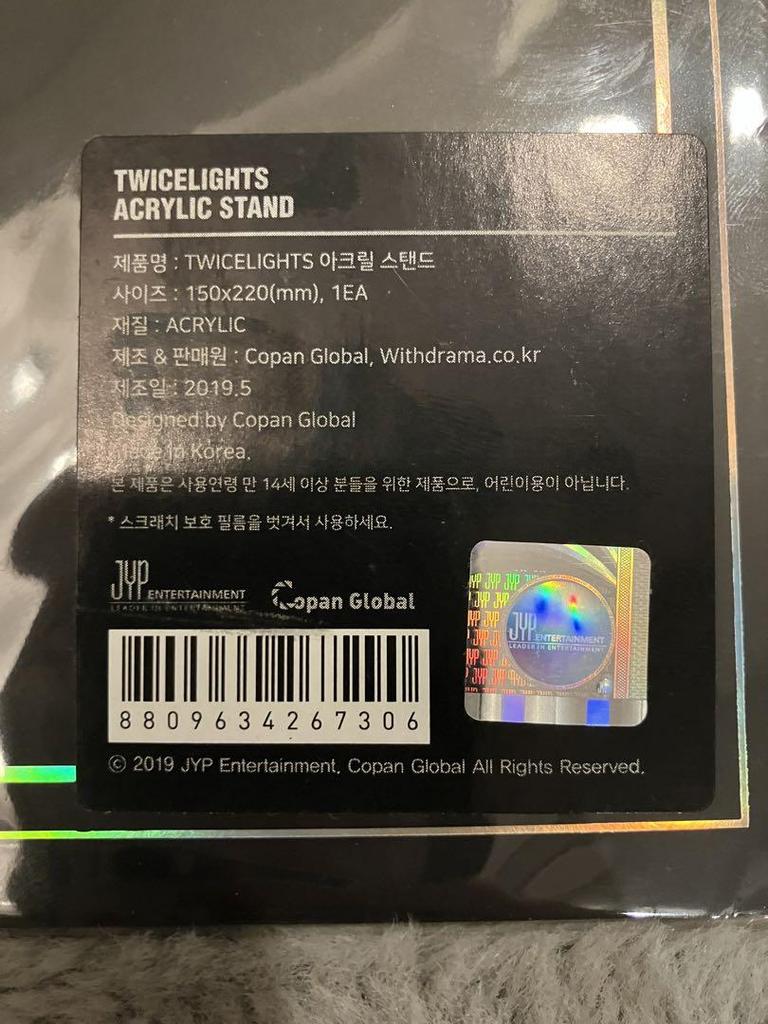 [USED] TWICE WORLD TOUR 2019 Momo Acrylic Stand
