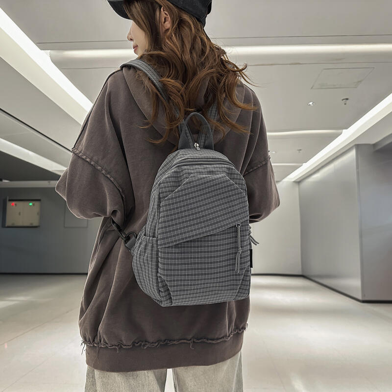 Small Checkered Backpack for Men and Women Fashion Casual Mini Backpack with Zipper Pockets