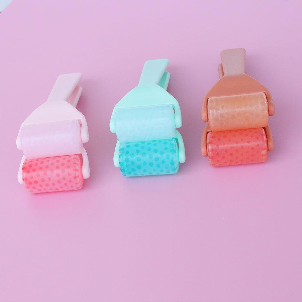 Puffiness Relief Face Ice Roller Anti-Wrinkles Skin Roller Tool Handheld Face Massager  Women