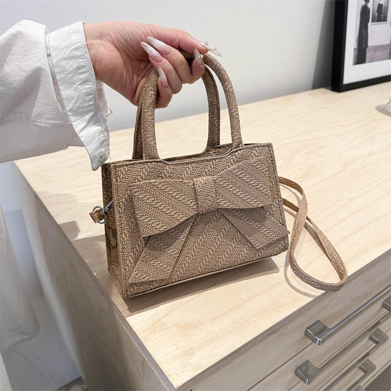 Retro Mode Temperament Handtasche 2025 neu vielseitig ins Schleife Temperament Umhängetasche kleine quadratische Tasche