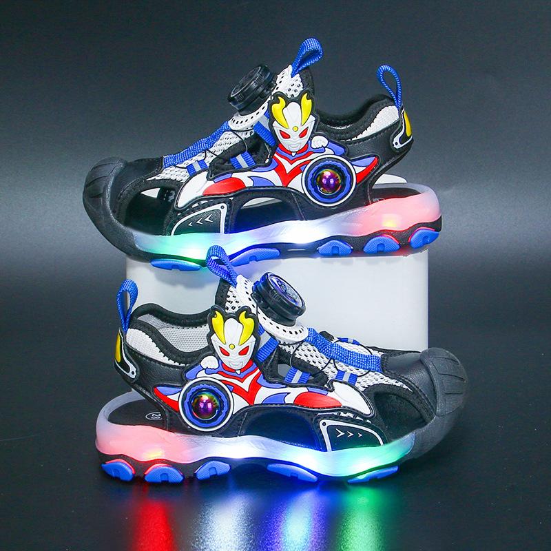 

Lighted Boys Closed-Toe Sandals, New Summer Model with Rotating Buckle, Anti-Kick Shoes for Young Children and Elementary School Students 23Inner Length14.0cm with синий