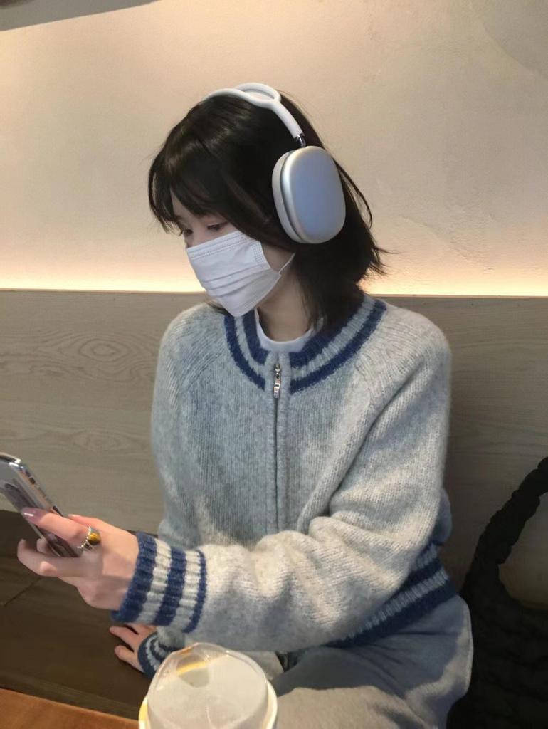 Women's 100% Wool Baseball-Style Cardigan - Round Neck, Zipper Cashmere Knit Sweater Coat.