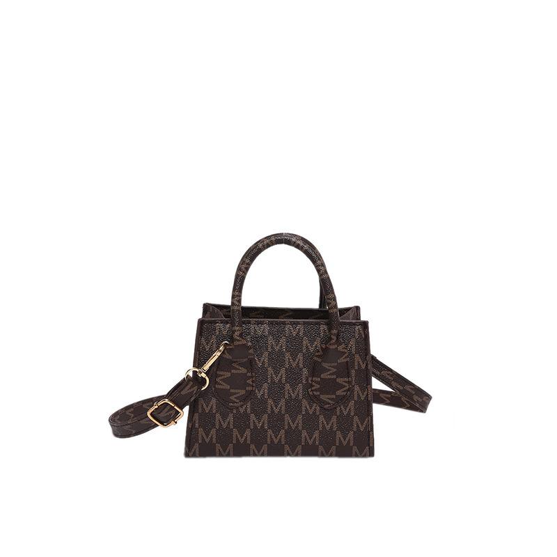Handbag Women's New Atmospheric Personality Women's Bag Large Capacity Casual Shoulder Bag Crossbody Bag Small Square Bag