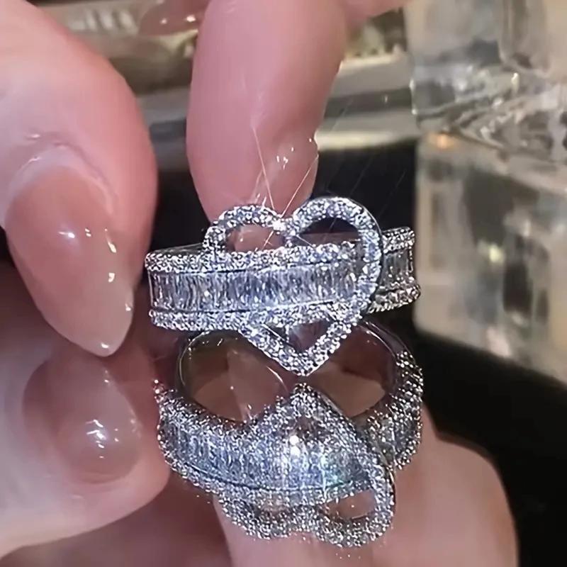 Huitan Unique Irregular Heart Designed Finger Rings for Women Bling Bling Cubic Zirconia Accessories Wedding Attractive